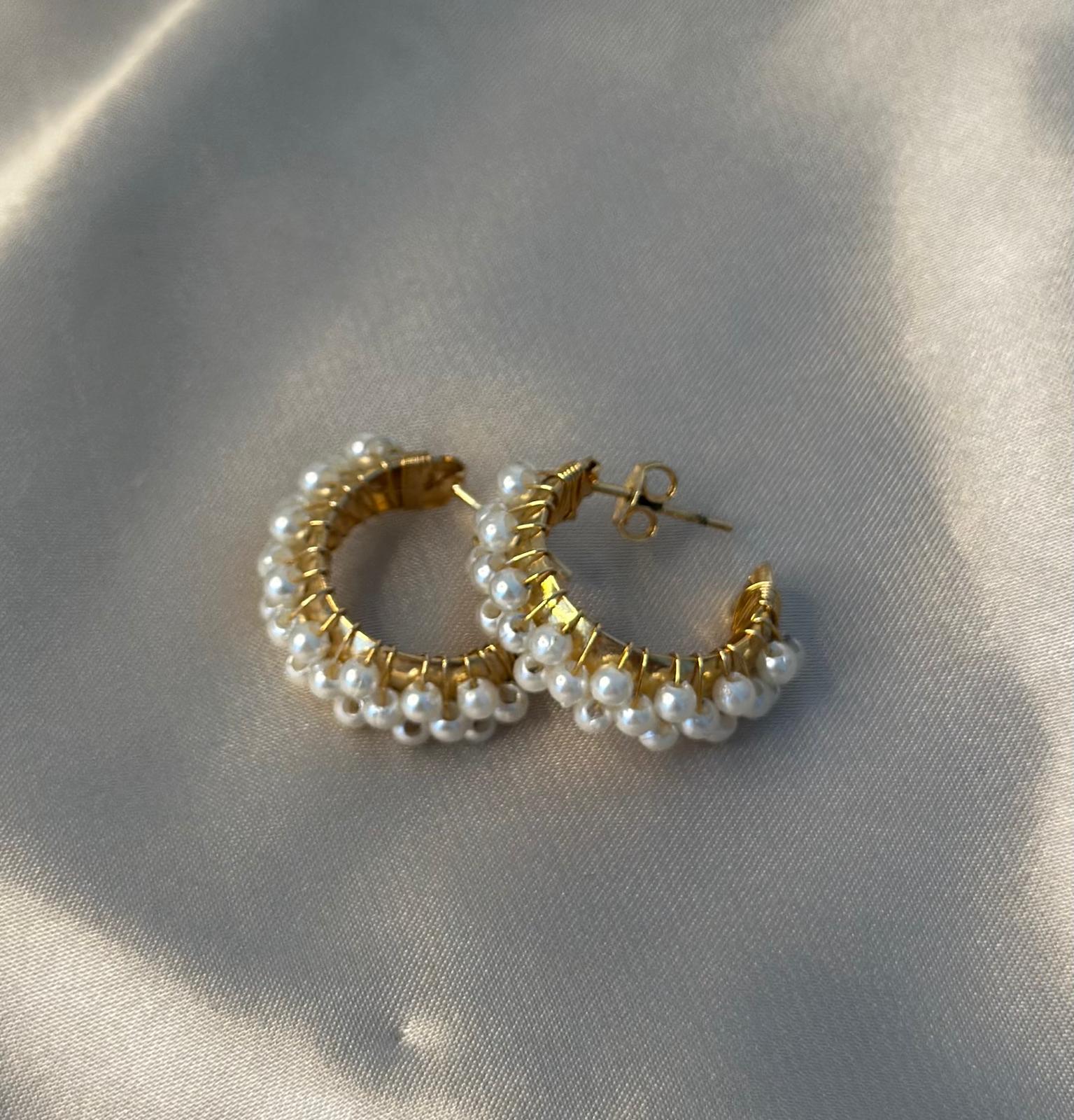 Clustered Pearl Hoop Earrings