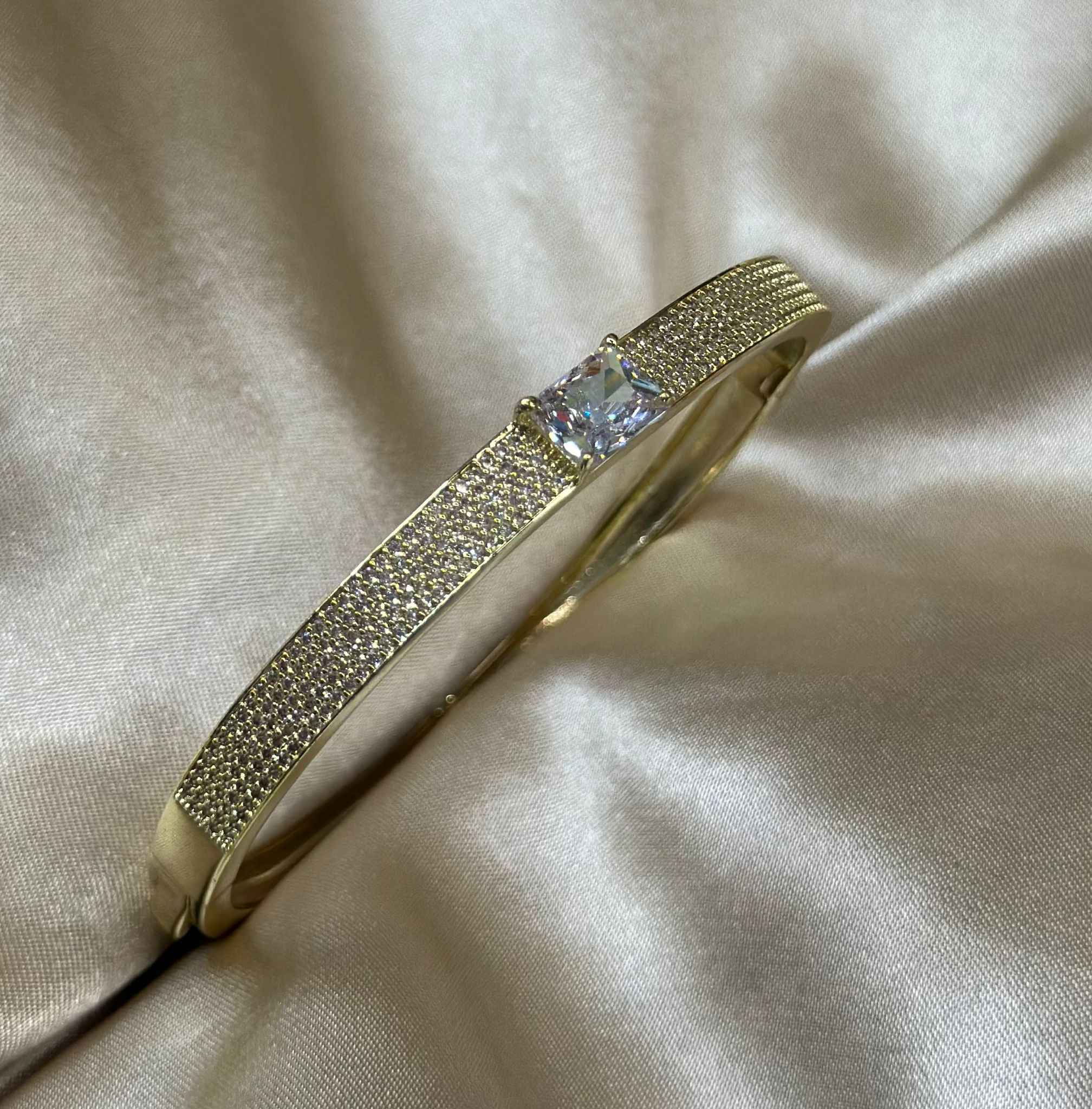 Lustre Pave Bangle