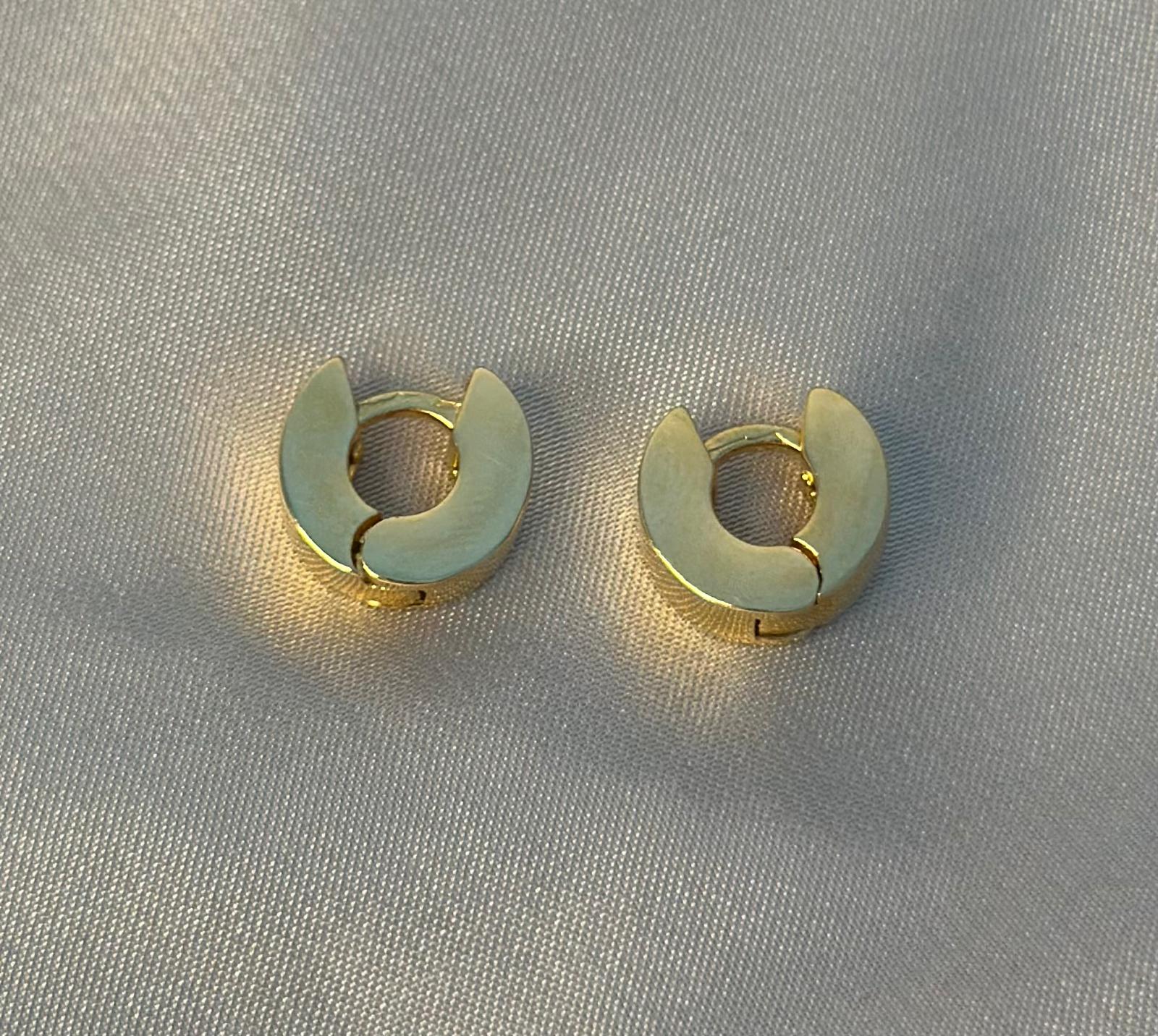 Chubby Huggie Earrings