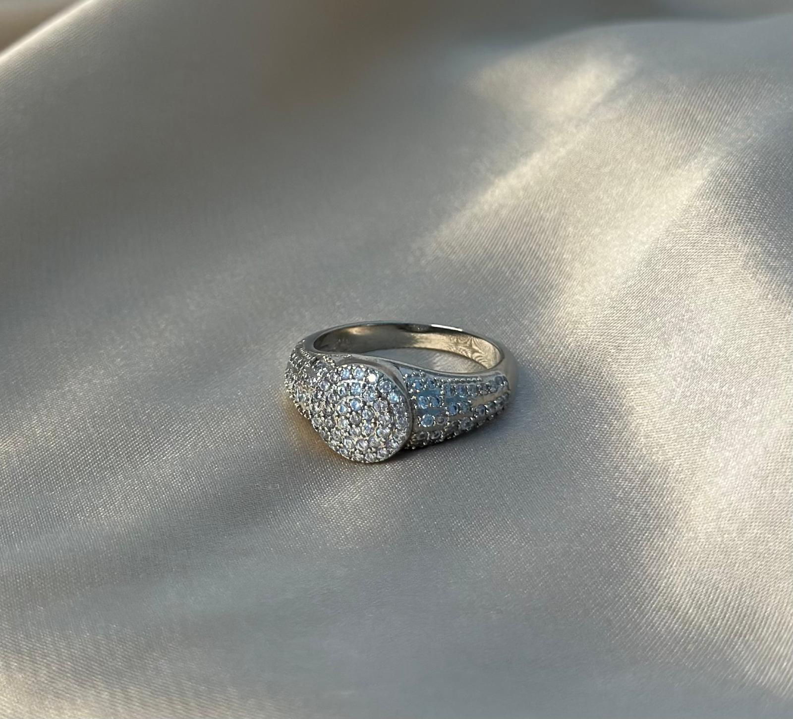 Silver Sparkling Crown Ring