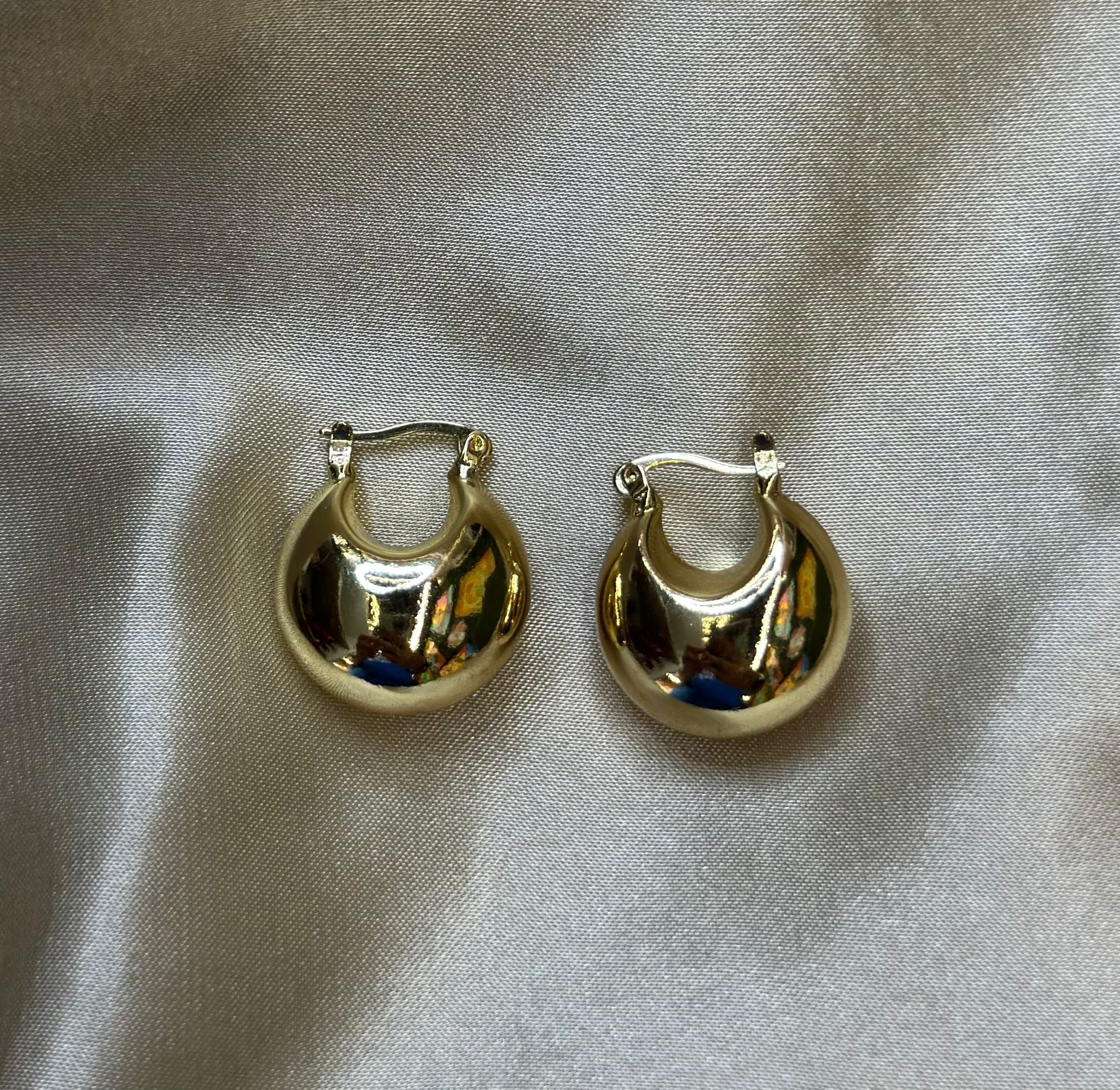 Dome LeverBack Earrings