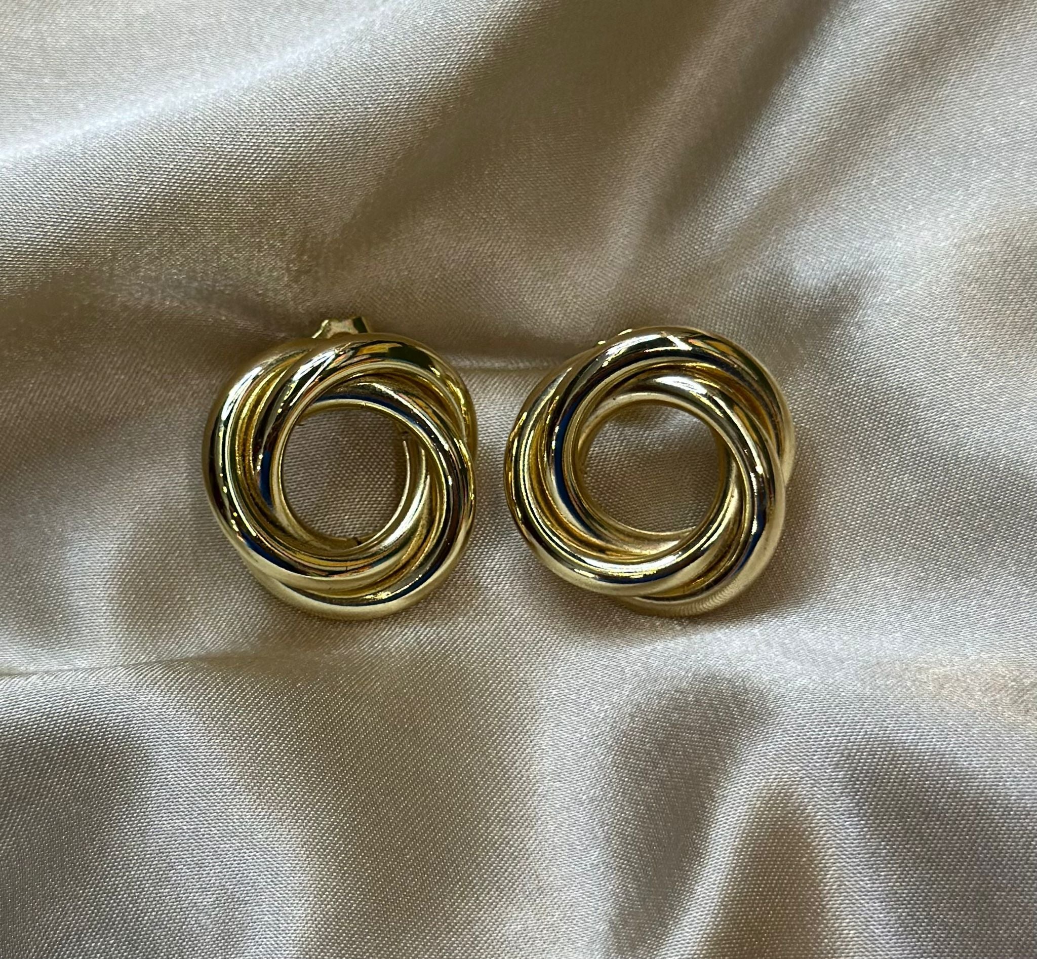 Classic Knot Post Earrings