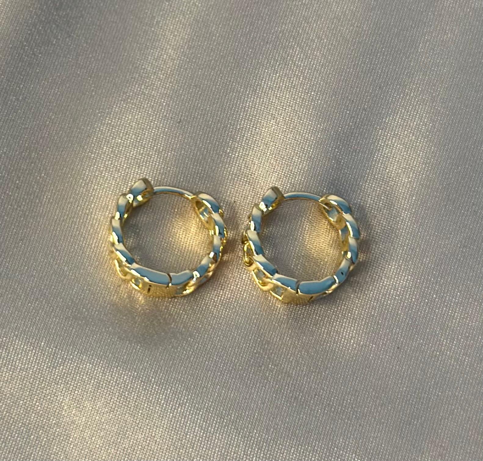 Miami Cuban Link Huggie Earrings