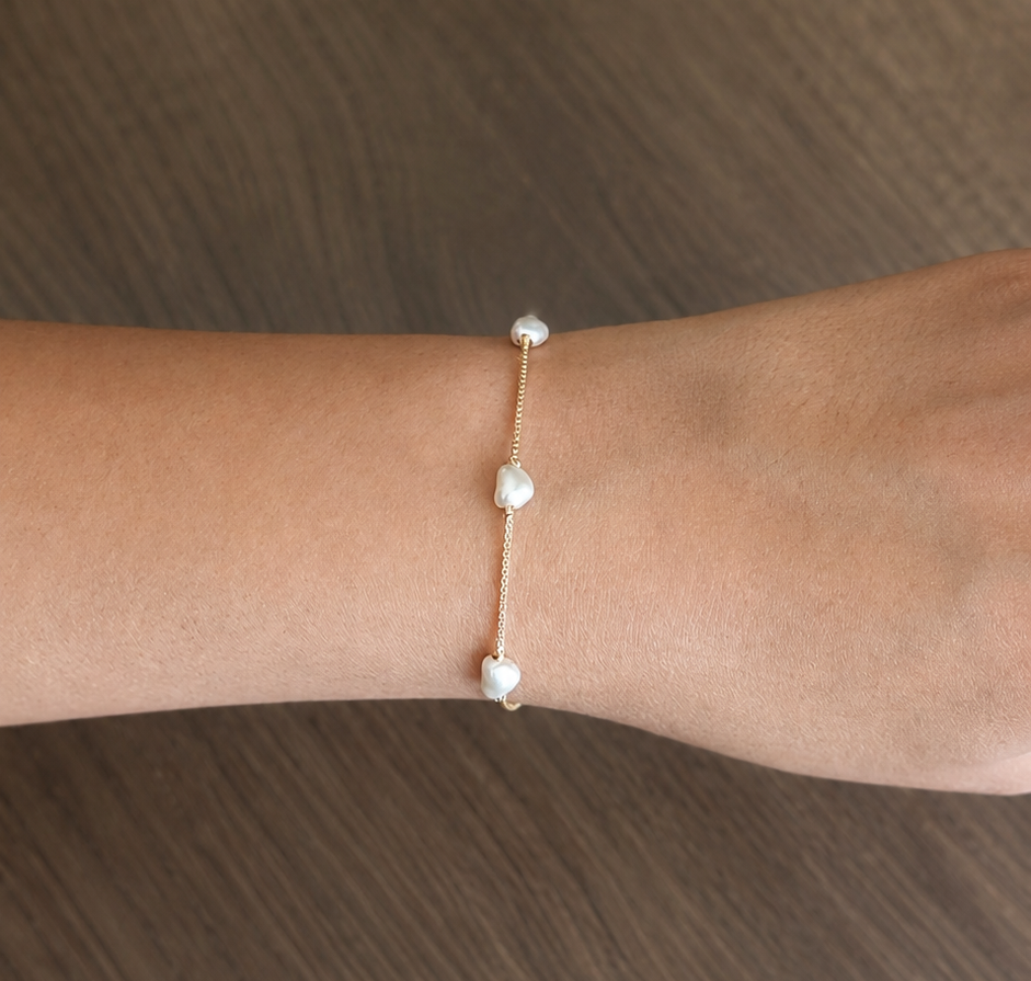 Bella Pearl Bracelet