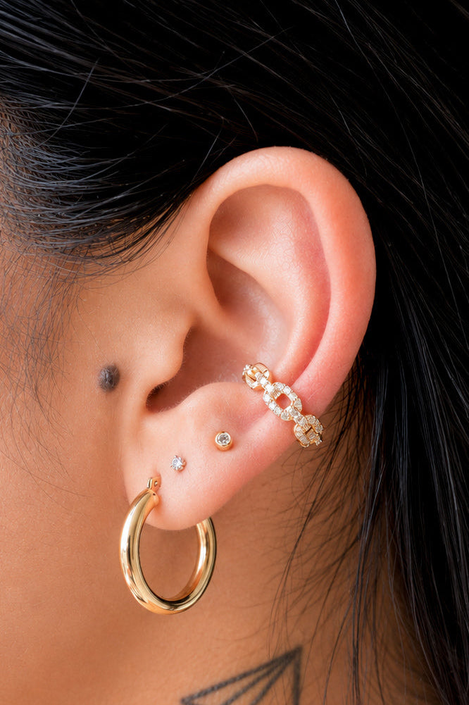 Frosted Cuban Link Ear Cuff
