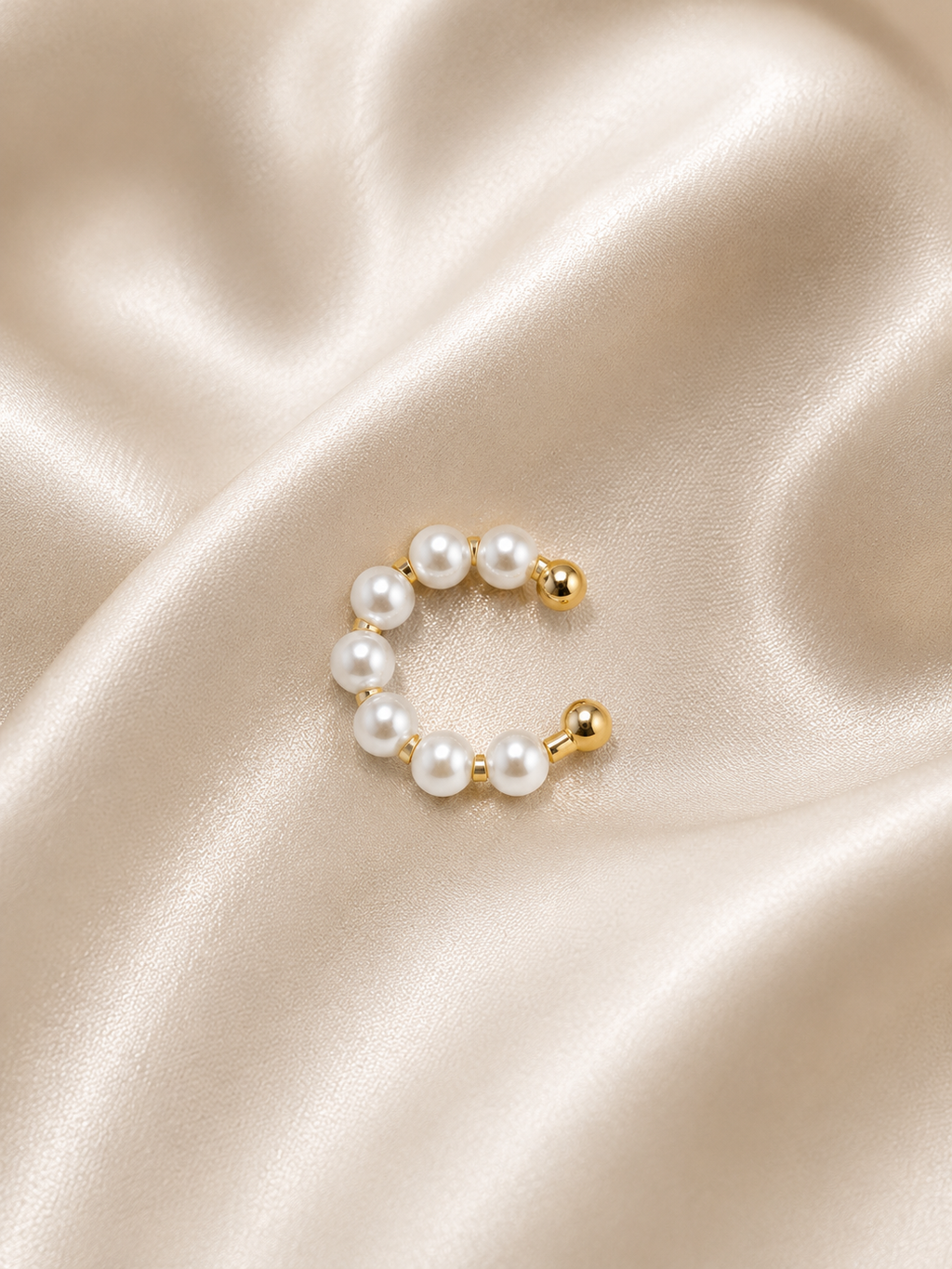 Classic Pearl Ear Cuff
