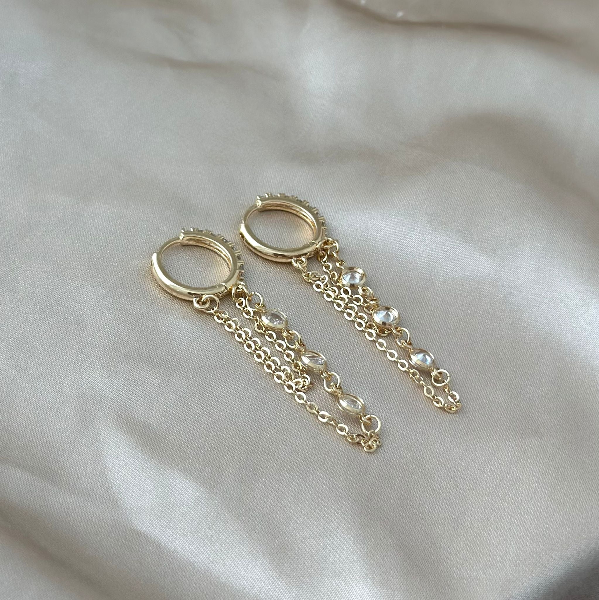 Rolo Huggie Earrings