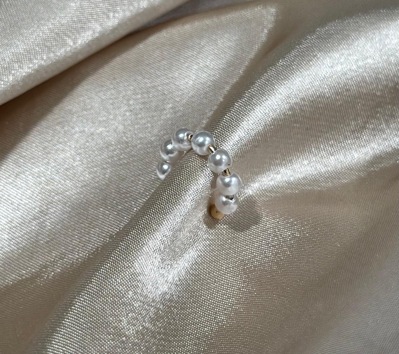 Classic Pearl Ear Cuff