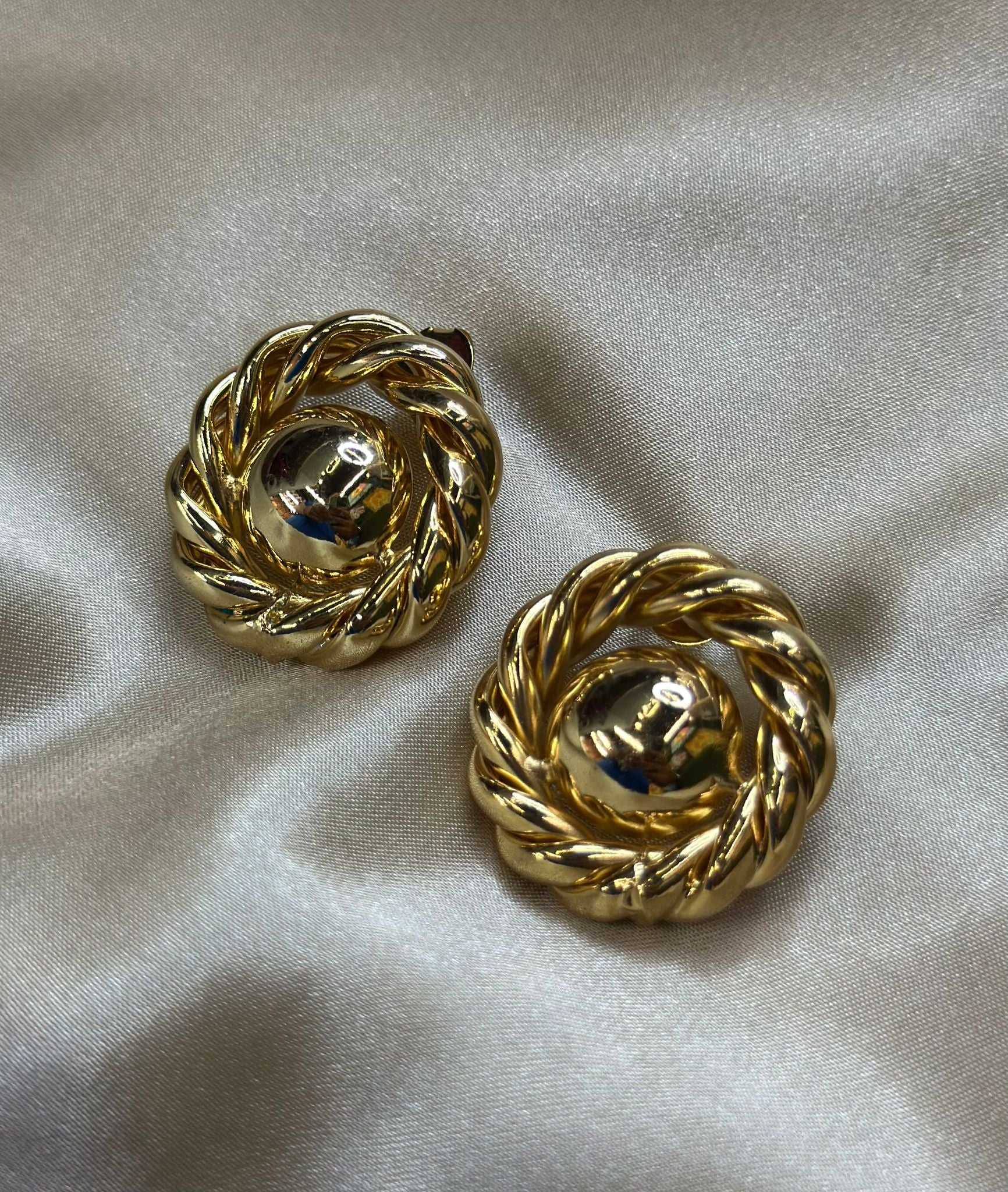 Bella Knot Earrings