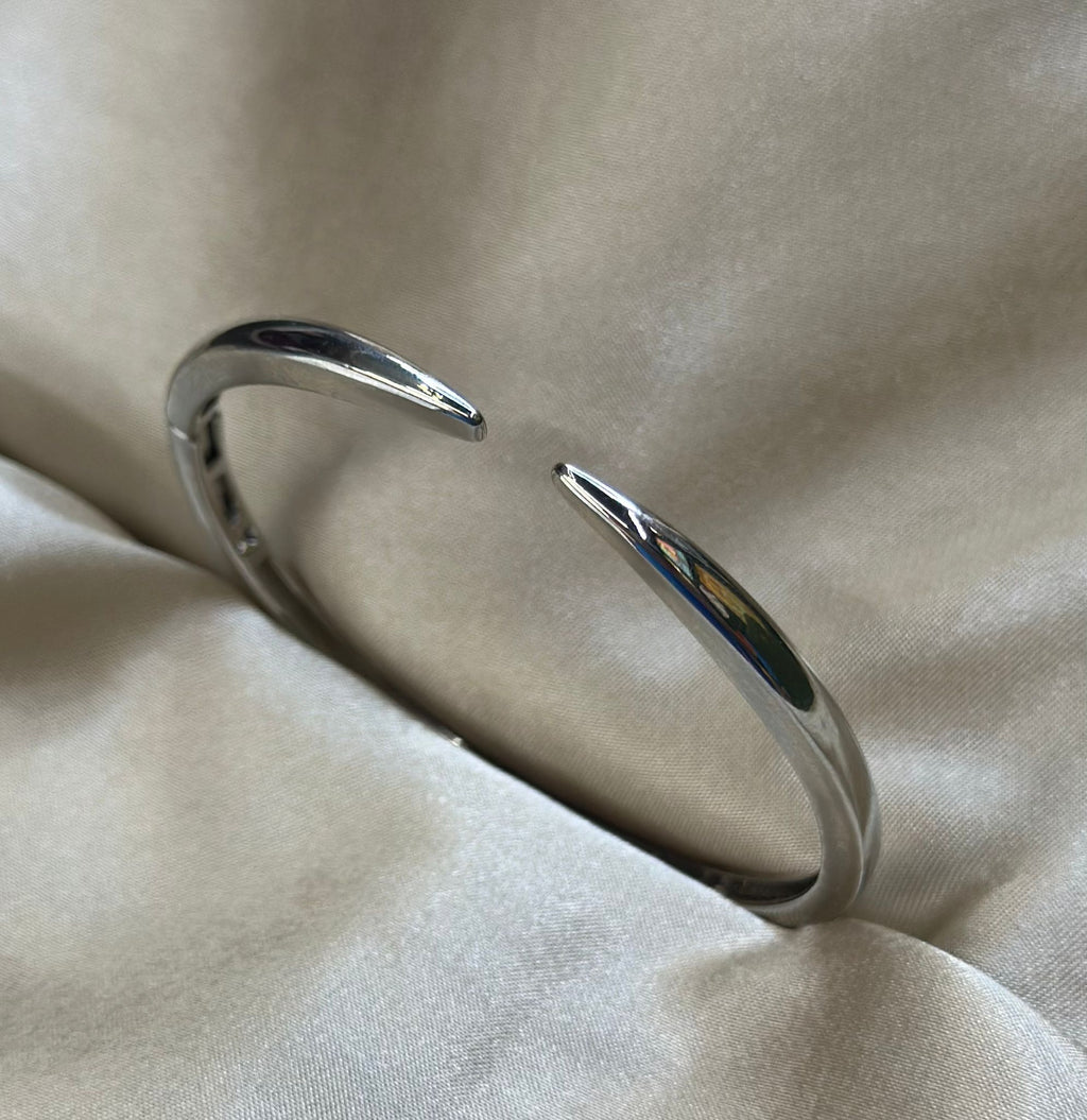 Silver Claw Bangle