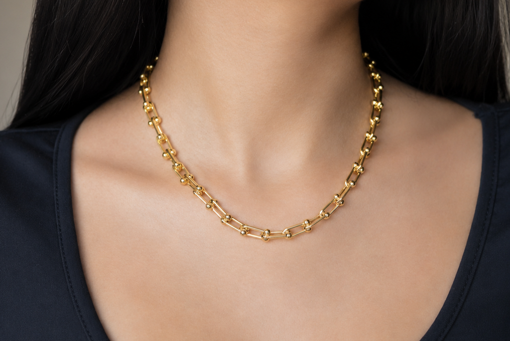 U Link Necklace