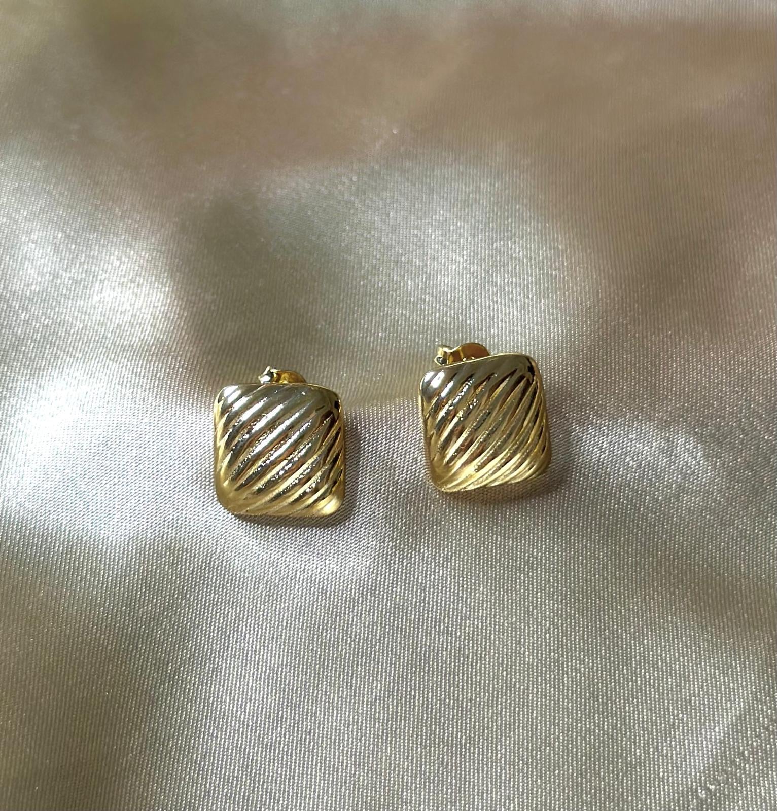 Aria Square Earrings