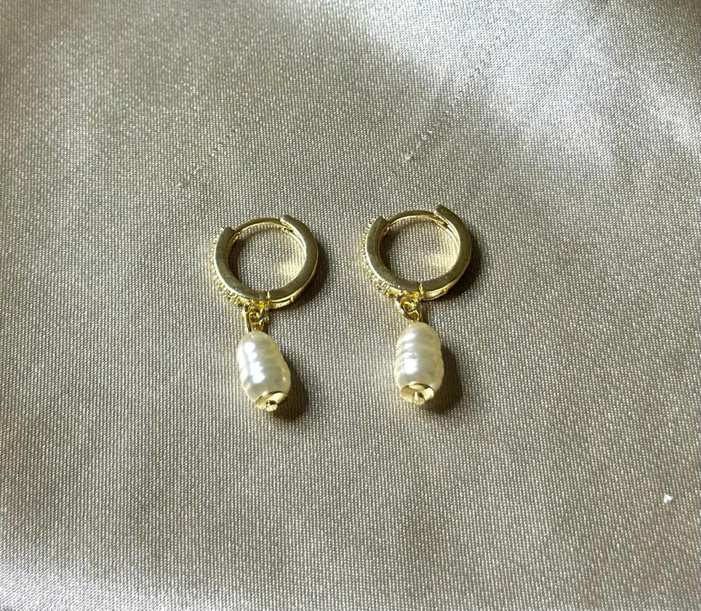 Glow Pearl Huggie Earrings