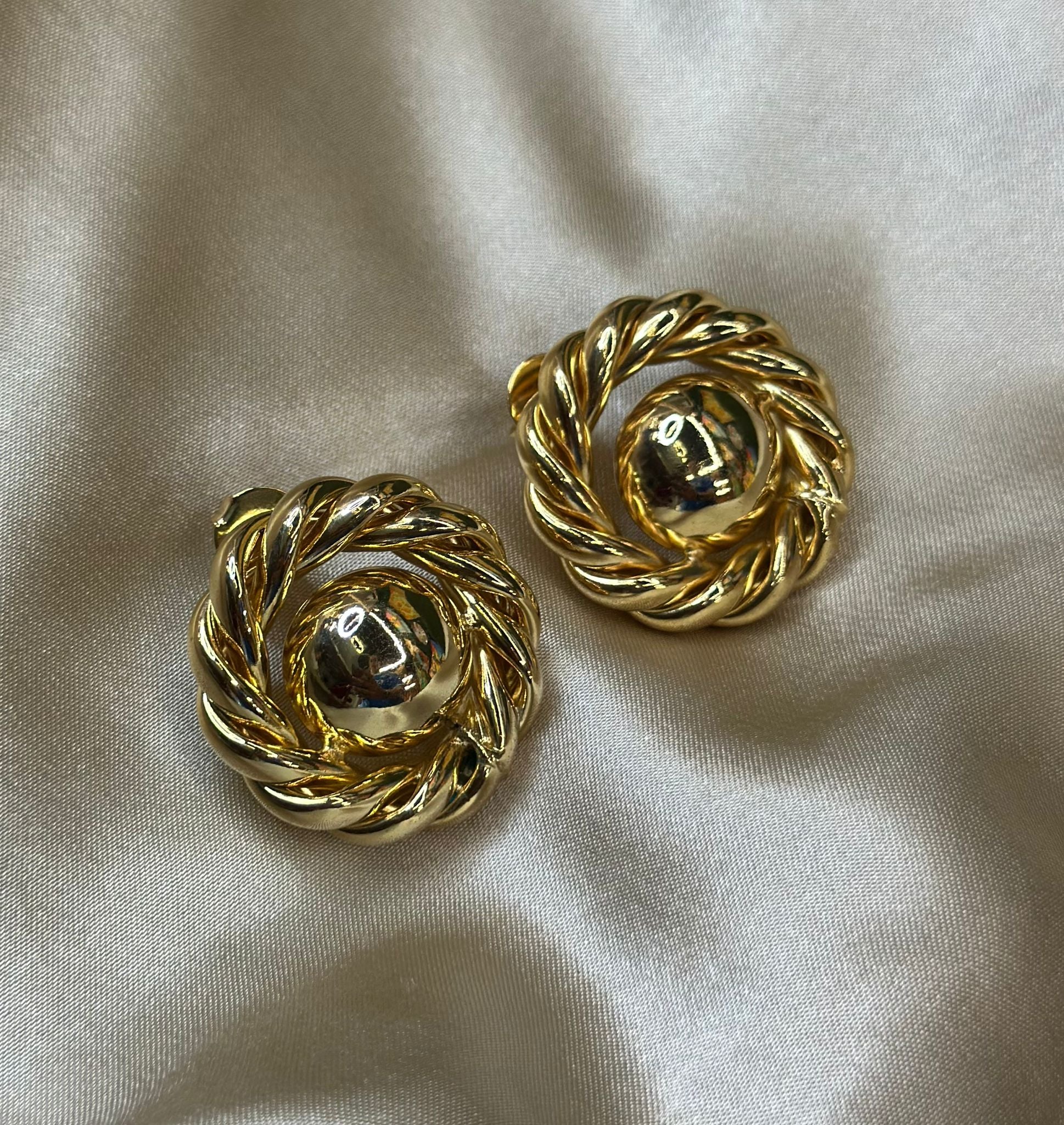 Bella Knot Earrings