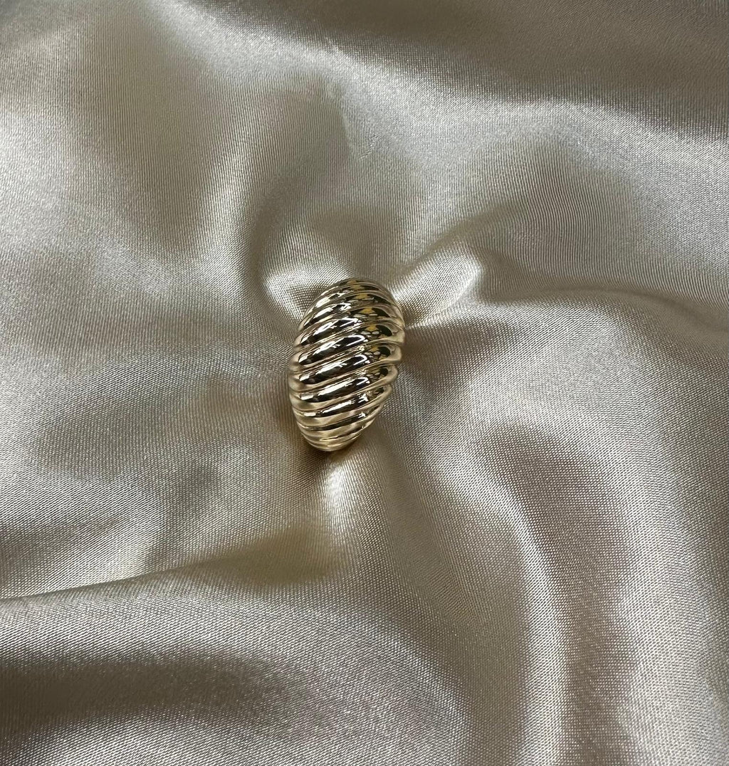 Chunky Croissant Ring