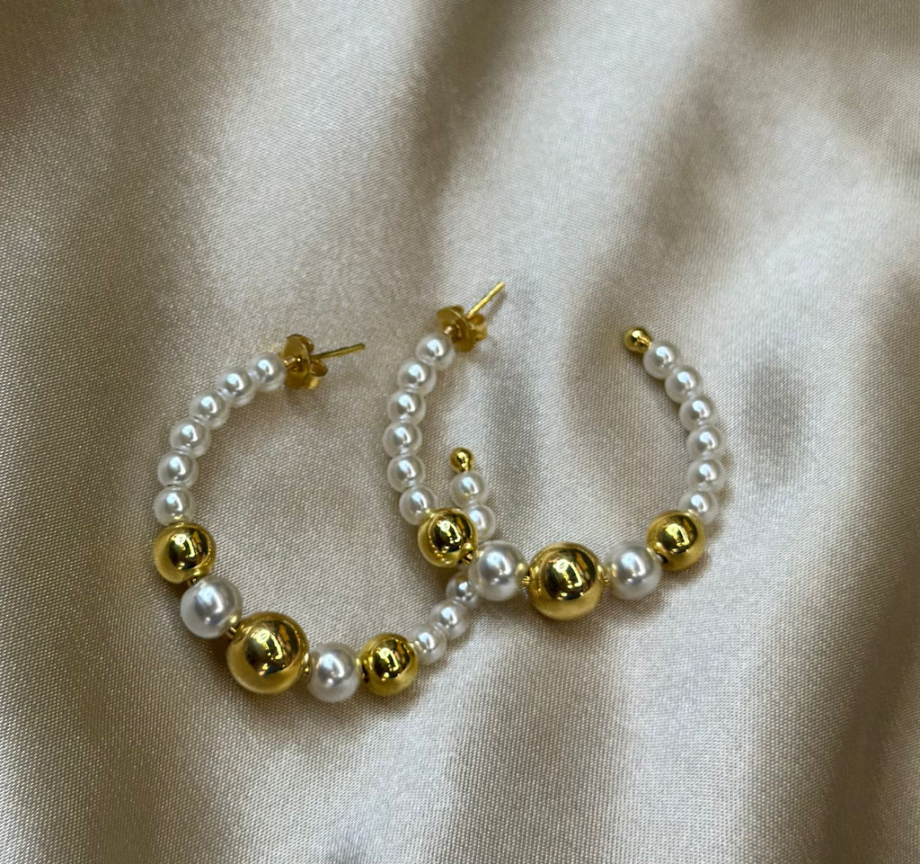 Eterna Pearl Hoop Earring