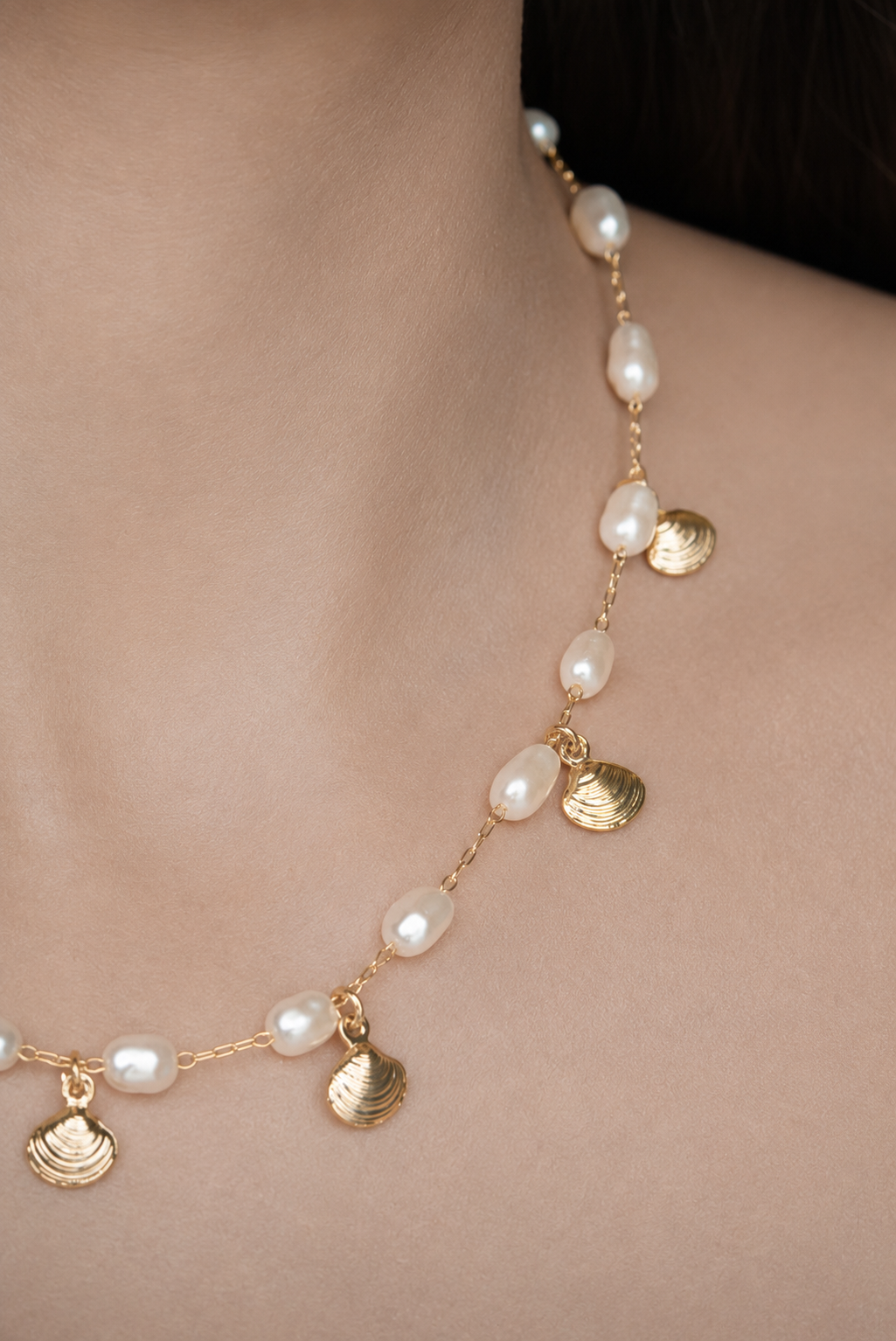 Julia Clustered Pearl Necklace