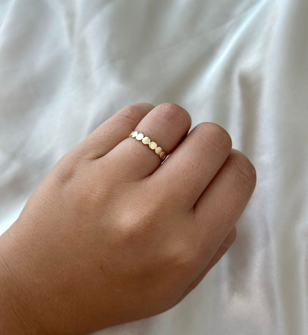Dot Ring