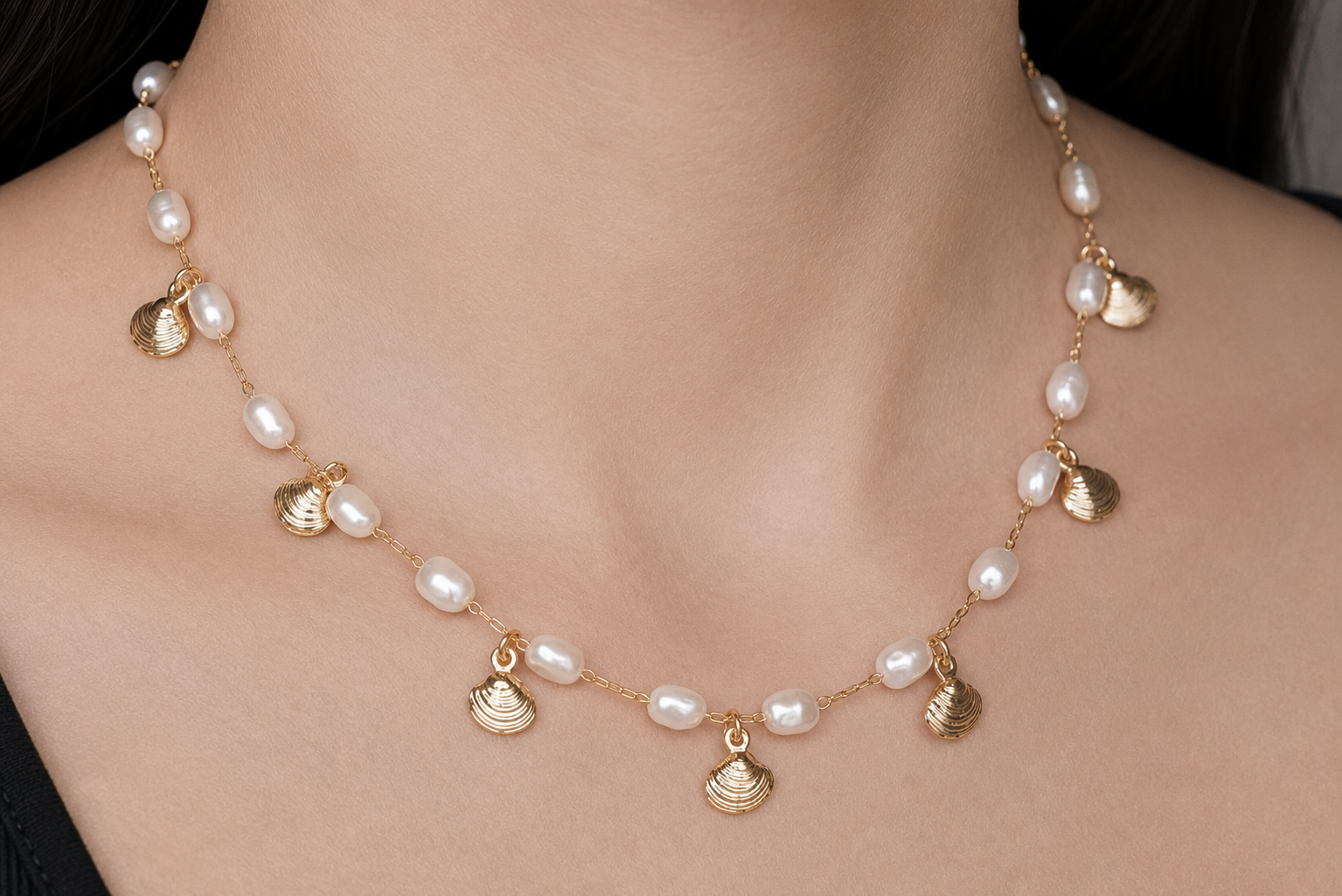 Julia Clustered Pearl Necklace
