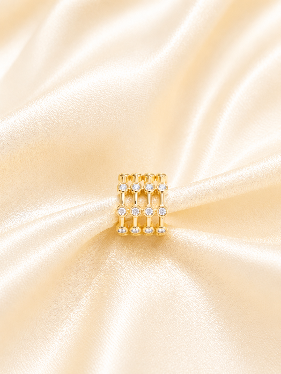 Louie Ear Cuff