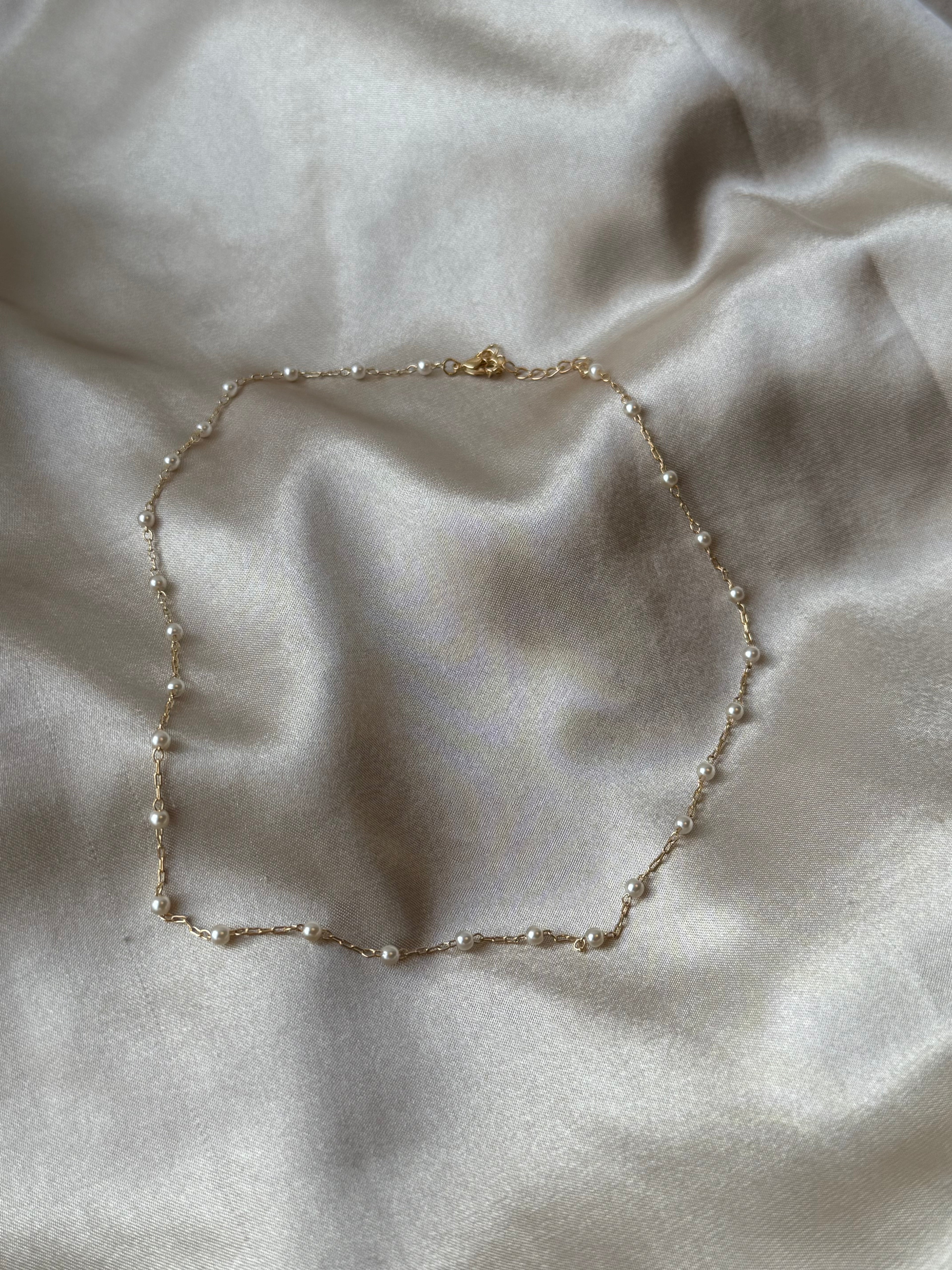 Dainty Pearl Necklace