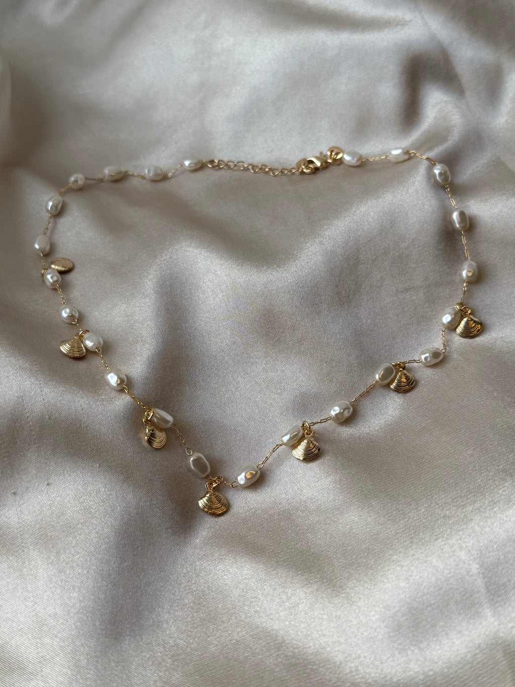 Julia Clustered Pearl Necklace