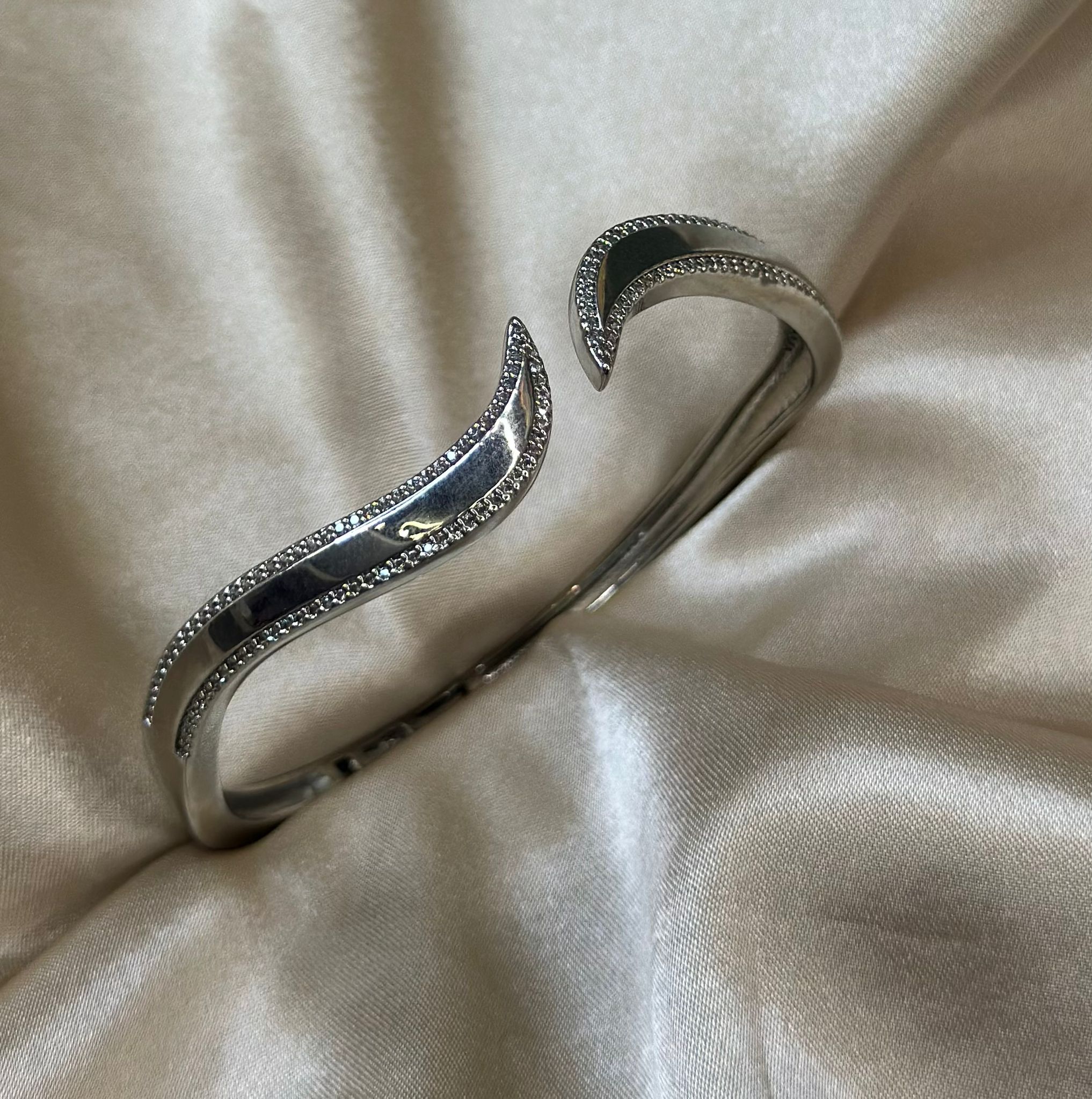 Silver Wave Bangle