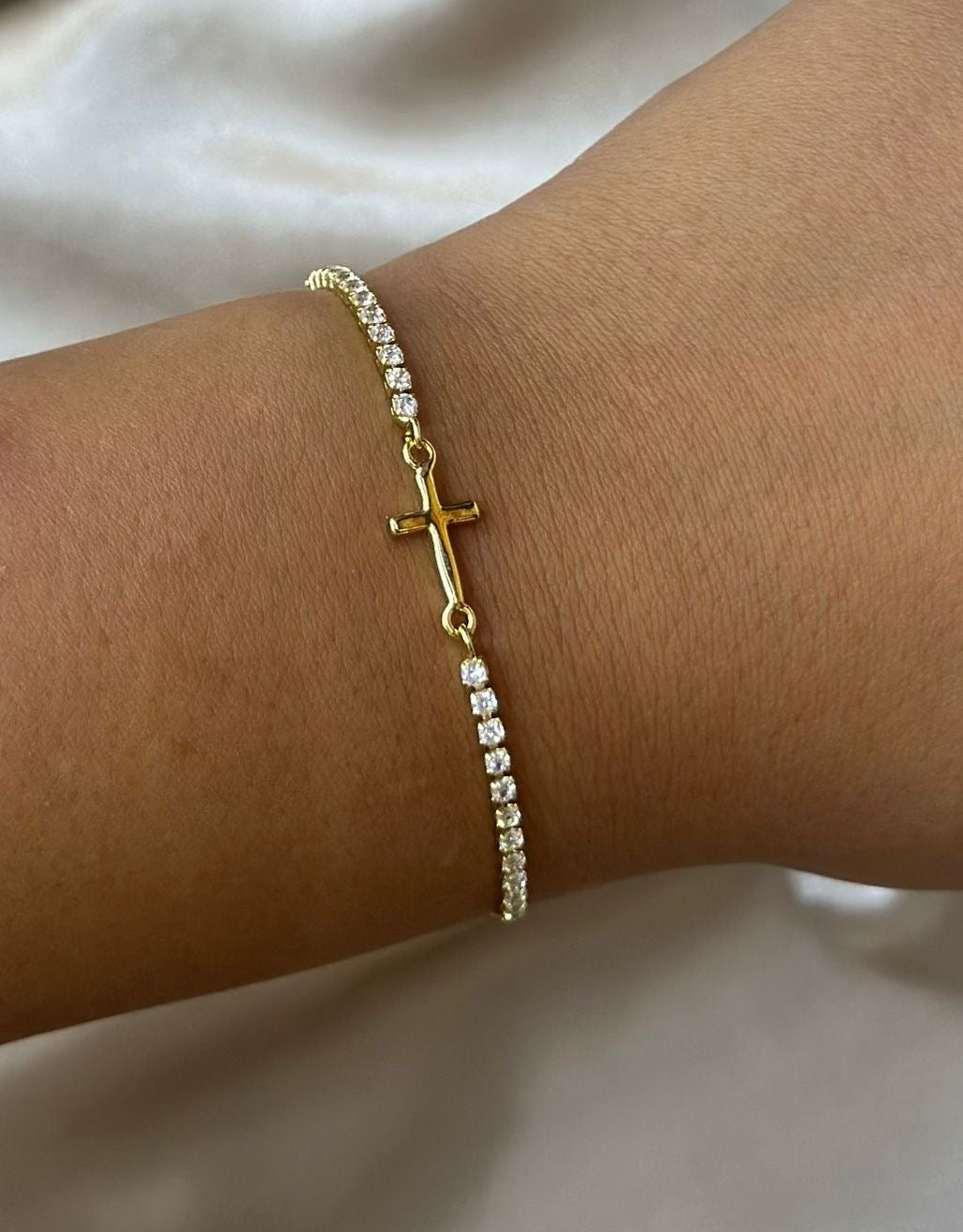 Cross Bracelet