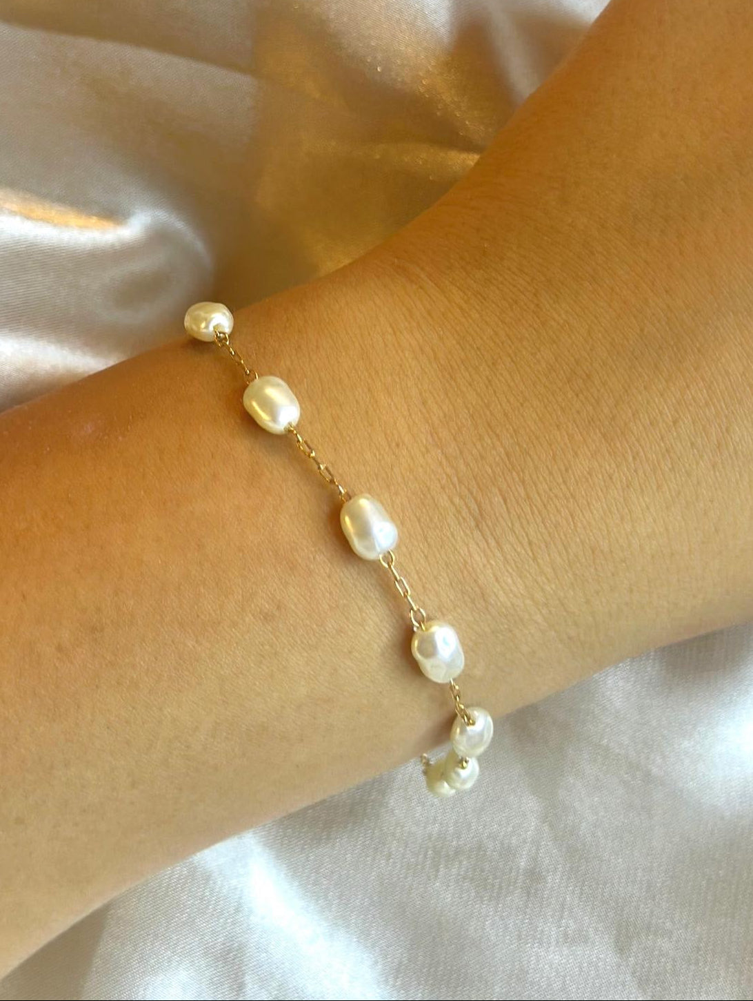 Ivory Pearl Bracelet