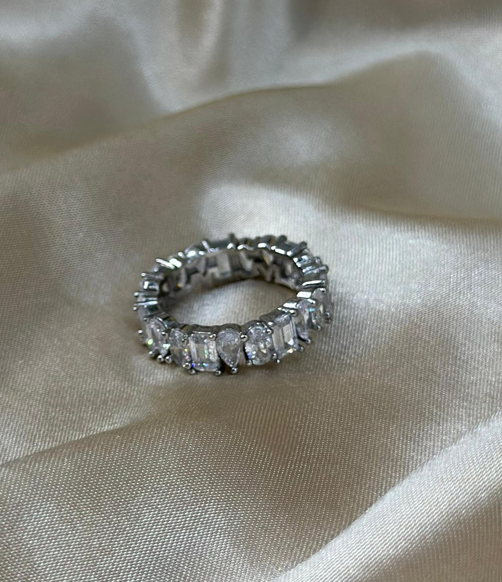Silver Twinkle Twist Ring