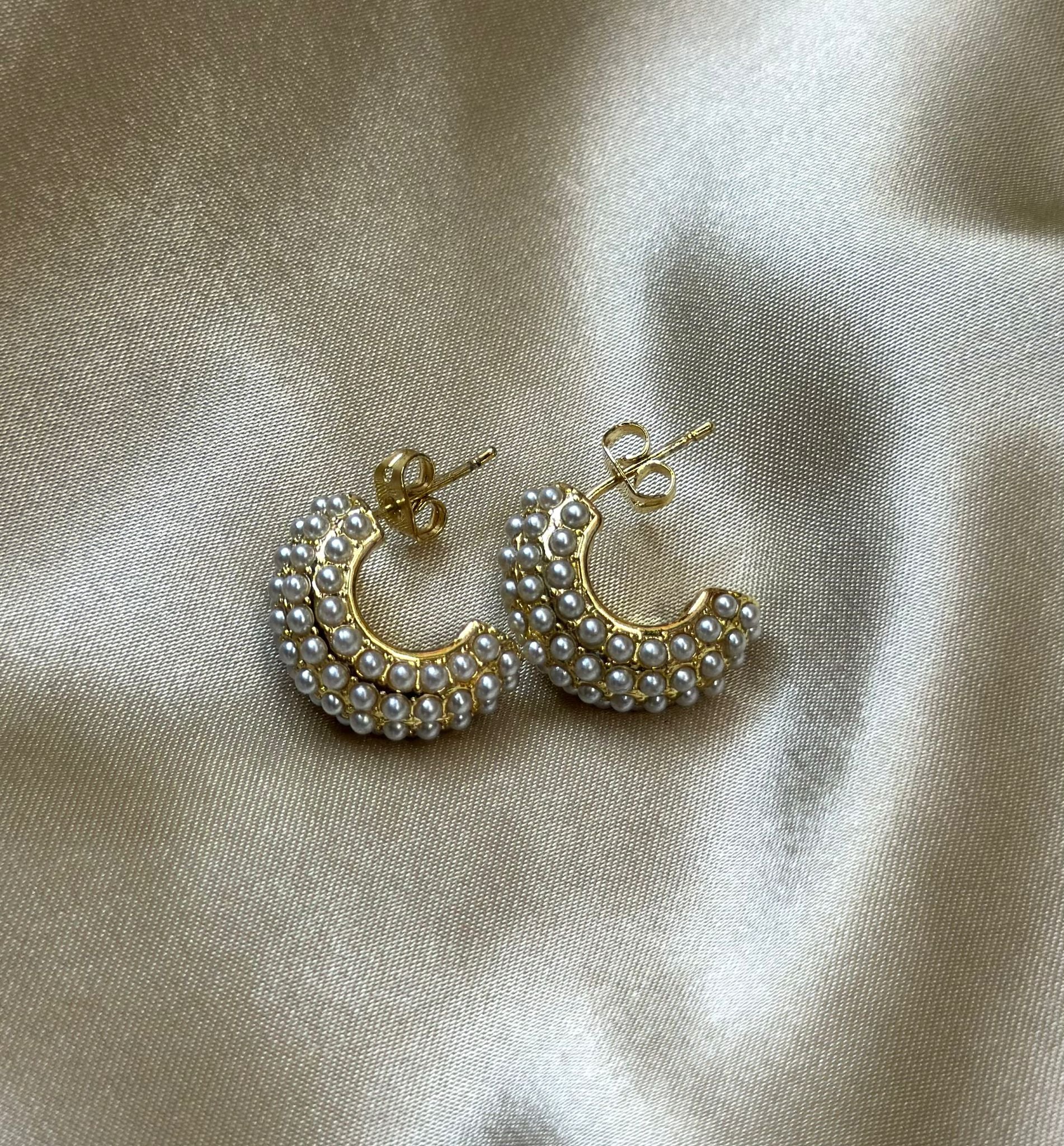 Chubby Pearl Hoop Earring