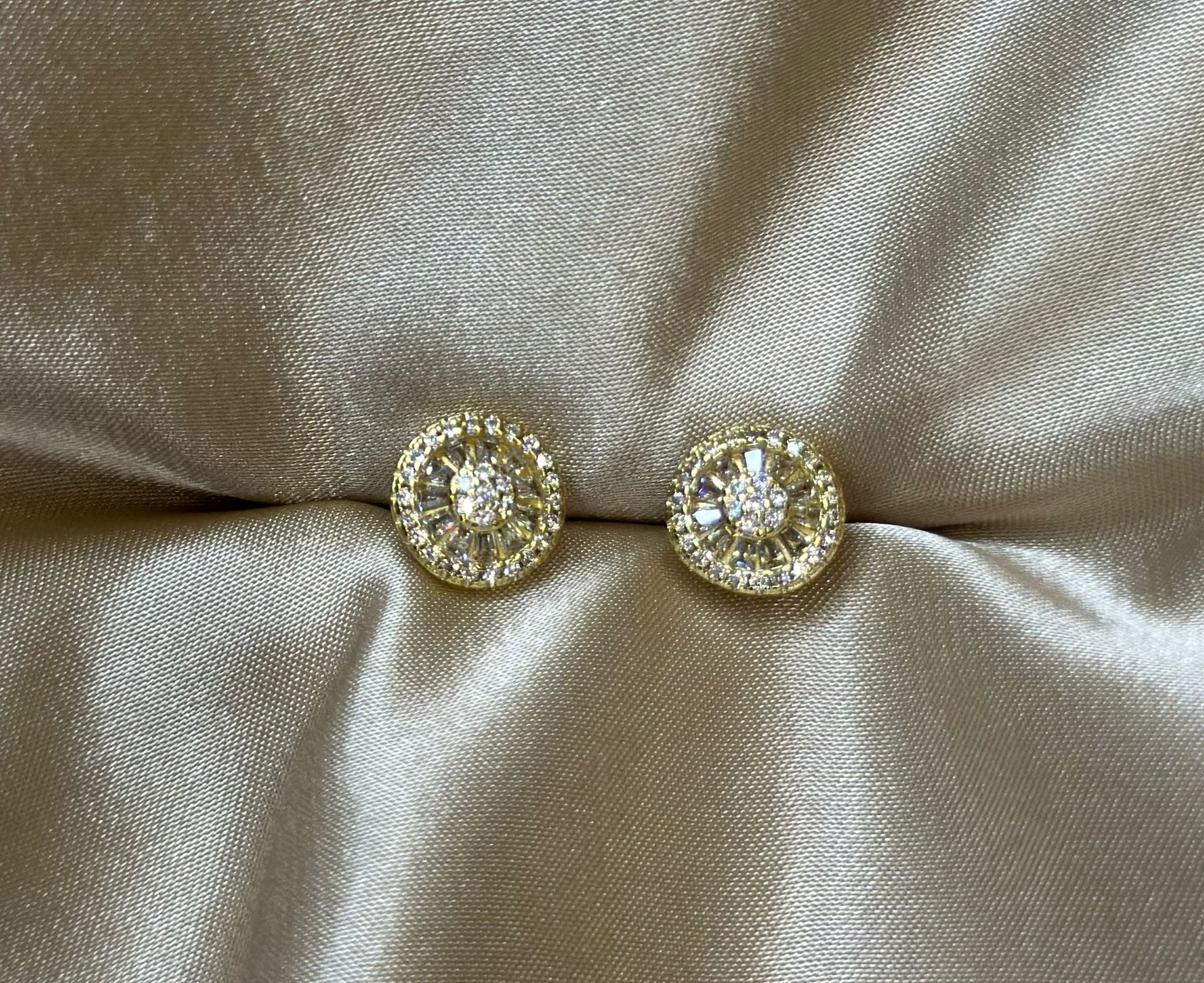 Clear Pizza Stud Earring