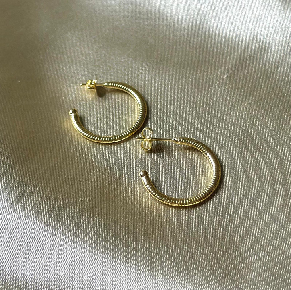 Serpentina Hoop Earrings